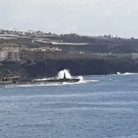 Primera Linea Del Mar * Punta Del Hidalgo